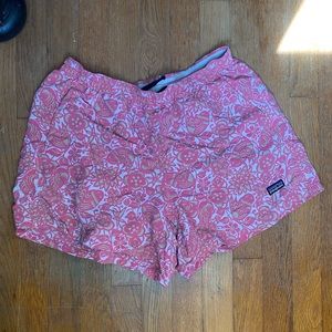 Patagonia baggies size M